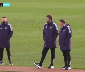 英超对手丢分曼联有望保四冲三！卡里克誓要破密集，期待埃弗顿挑战